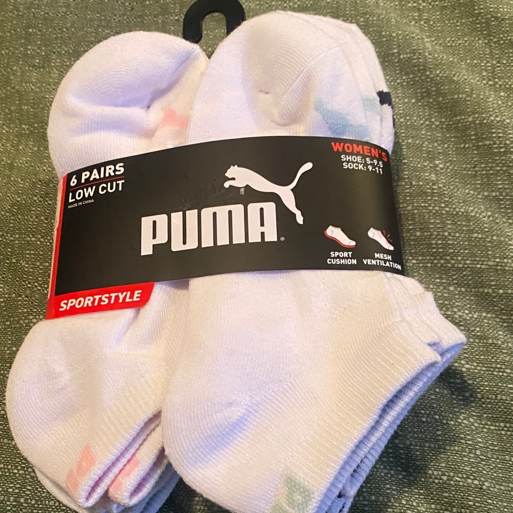 Puma Women's White Low Cut Athletic Socks - 6 Pack - Picture 3 of 6
